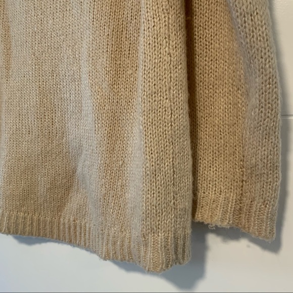 JJ Basics | Knit Sweater - Picture 9 of 10